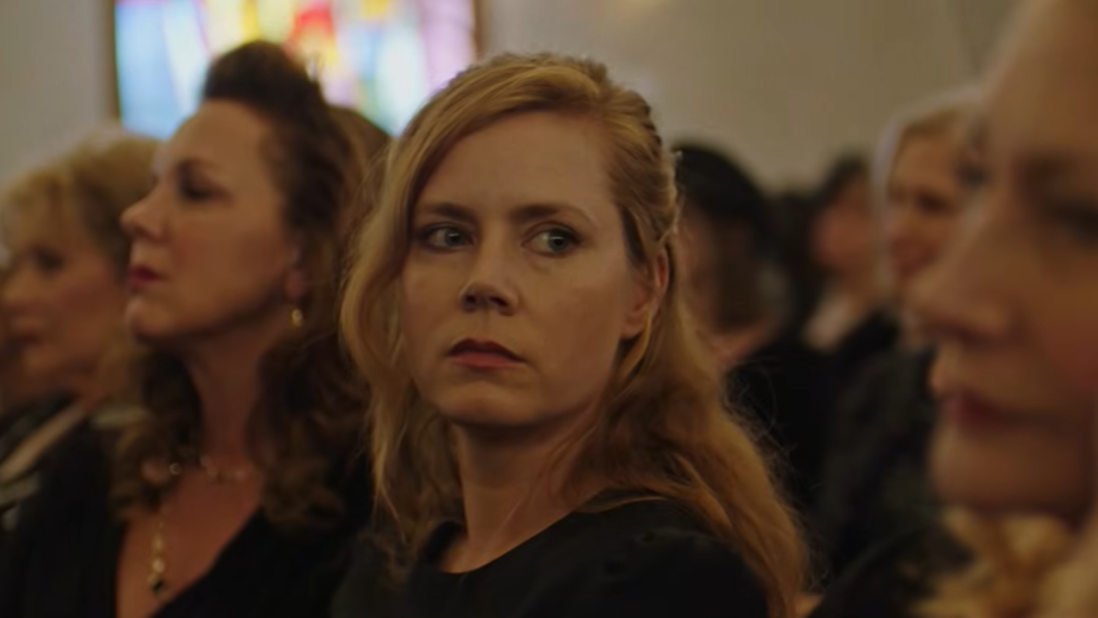 Ten psychologiczny thriller z Amy Adams to jeden z najmocniejszych seriali ostatnich lat. Finał wbija w fotel