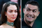 Setki gapiów czekało pod katedrą na ślub Cristiano Ronaldo i Georginy Rodriguez, a tam inna para. Sportowiec komentuje