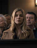 Mają miliony i brudne sekrety. Te thrillery Netfliksa wciągają bez reszty