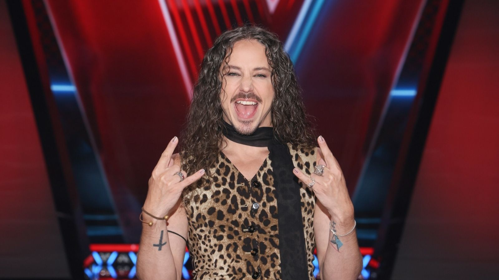 Michał Szpak pochwalił się rodzinnymi kadrami. Pokazał ojca i brata. Podobni?