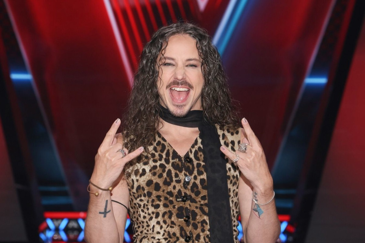 Michał Szpak pochwalił się rodzinnymi kadrami. Pokazał ojca i brata. Podobni?