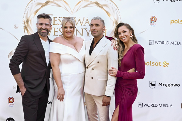 Piotr Gumulec, Elżbieta Romanowska, Rafał Maserak i Ilona Krawczyńska na Festiwalu Weselnych Przebojów