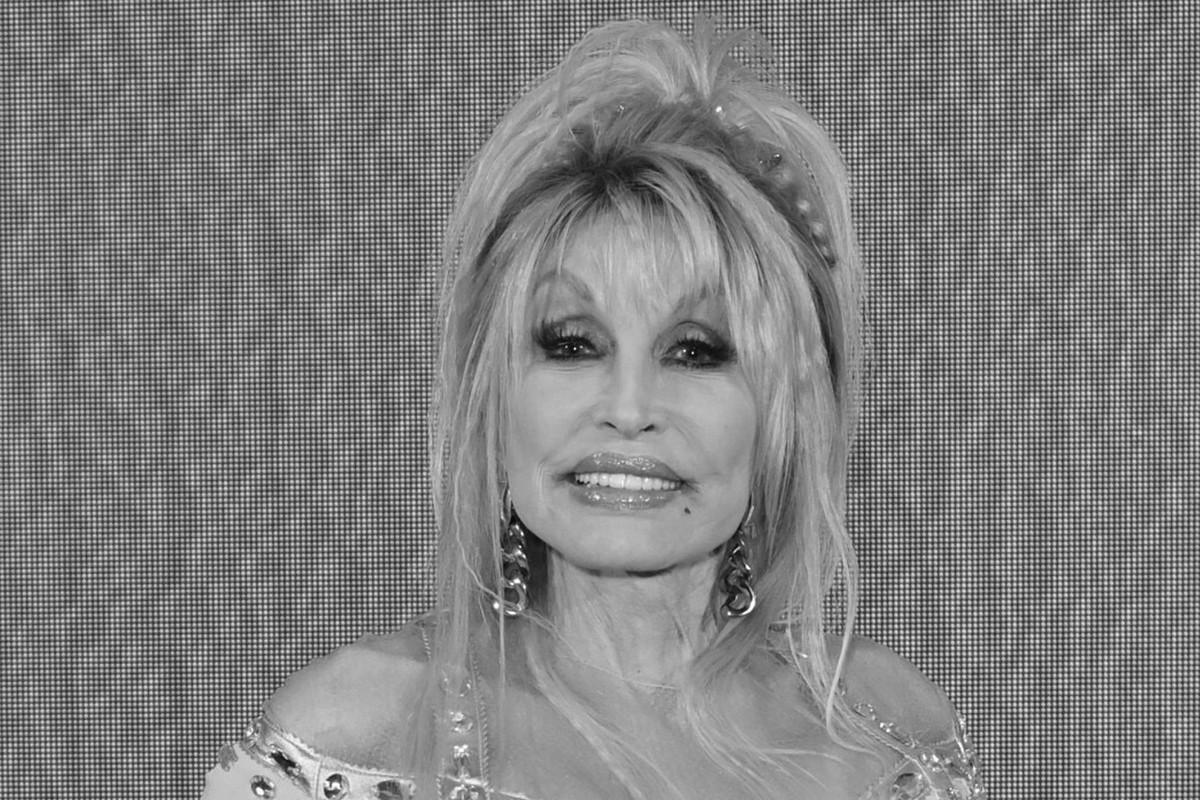 Dolly Parton nie żyje. Legenda muzyki miała 80 lat