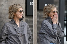 Iza Kuna szykuje się na jesień. Gwiazda "Tańca z Gwiazdami" przyciągnęła uwagę paparazzi w modnej koszuli "ruffle"