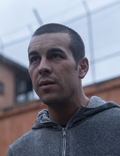 Jeden telefon wywraca jego życie do góry nogami. Ten thriller na Netfliksie skrywa mroczną zagadkę