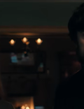 Nie odciągniesz się od tego mrocznego thrillera na Netfliksie. Jest idealny na jesienny wieczór