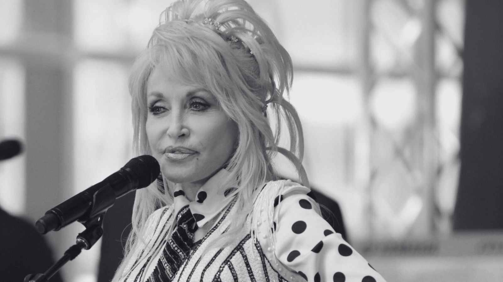 Ostatnia prośba Dolly Parton porusza do łez. Bliscy ujawnili, o co poprosiła przed śmiercią