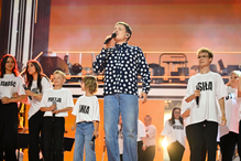 Po tym występie polały się łzy. Na scenie festiwalu w Sopocie pojawili się oni, a widok chwycił Polaków za serca