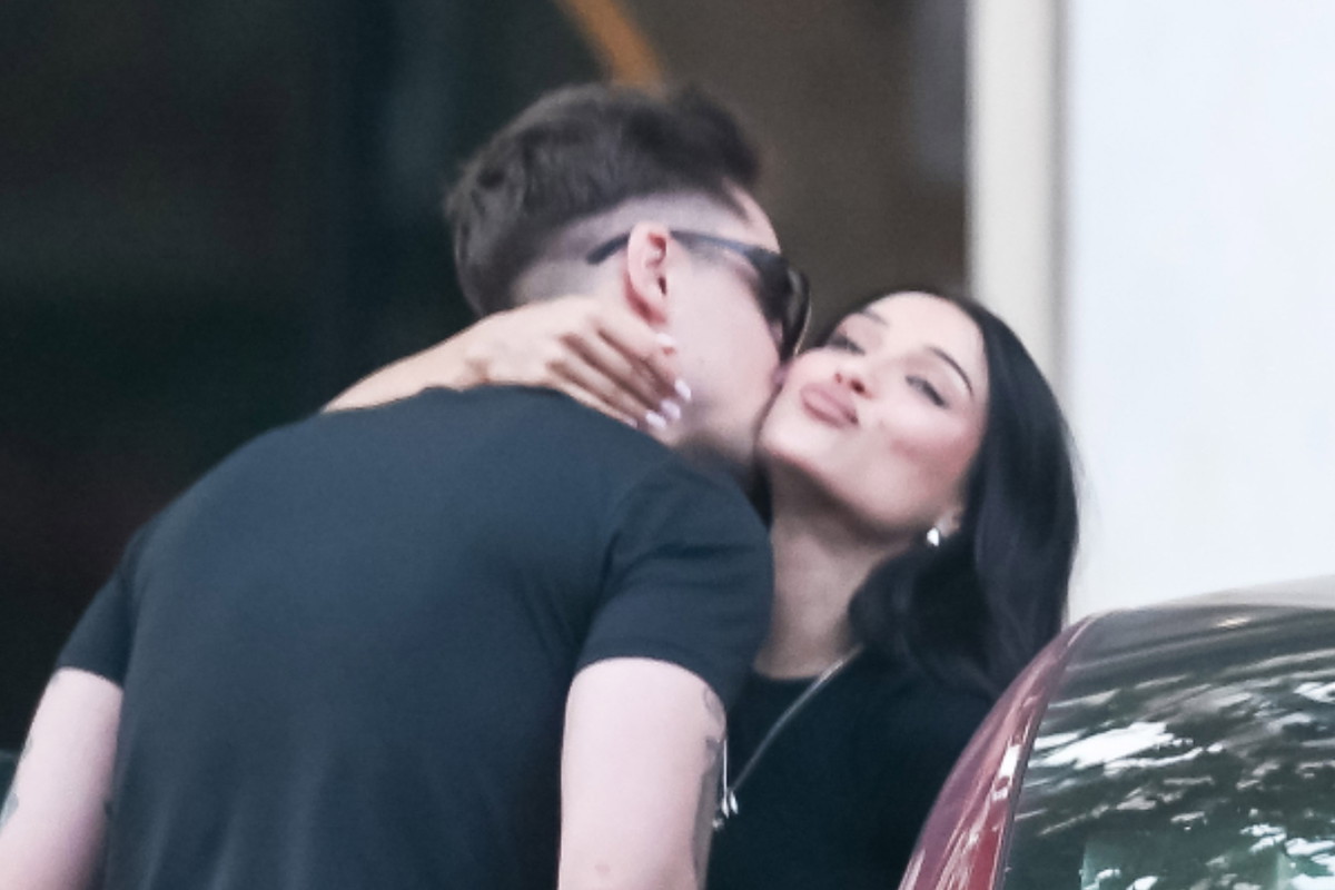 Całuśni Natsu i Kucina przyłapani przez paparazzi. Nie szczędzili sobie czułości