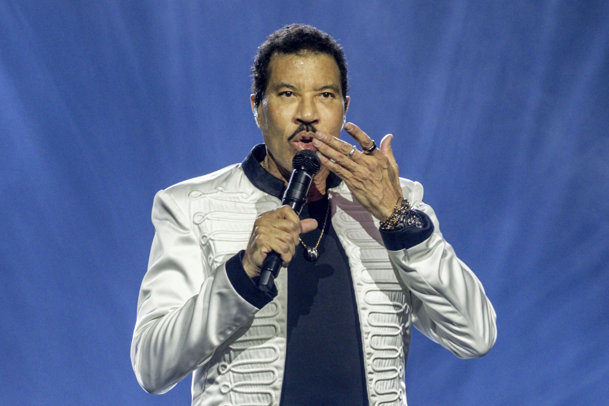 Lionel Richie trafił na intensywną terapię po koncercie