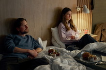 Mgła, mokre liście i zbrodnia. 5 thrillerów Netfliksa, które najlepiej ogląda się jesienią