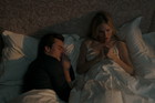 Spali w jednym łóżku, ale od dawna żyli osobno. 5 gorzkich dramatów Netfliksa o małżeństwach w kryzysie