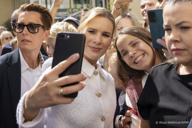 Marta Nawrocka złożyła wizytę w Austrii. Elegancka stylizacja