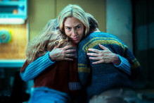 7 seriali Netflixa, które zrobią ci wodę z mózgu. Do końca będziesz szukać odpowiedzi