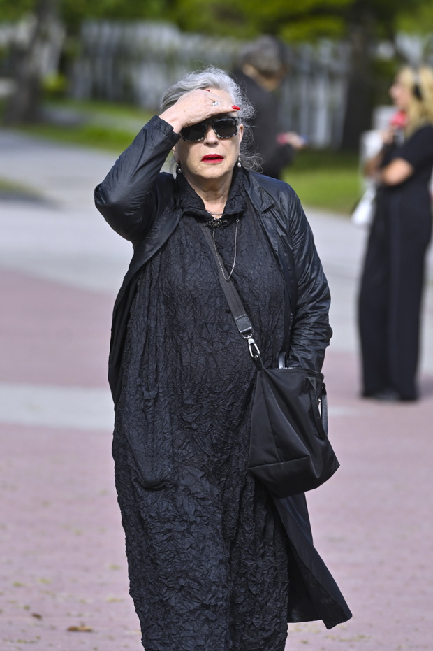 Krystyna Janda na pogrzebie Jana Frycza