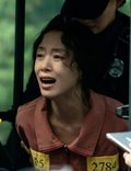 Jej mąż ginie w pracowni, a ona zostaje główną podejrzaną. Ten thriller na Netfliksie to emocjonalny rollercoaster