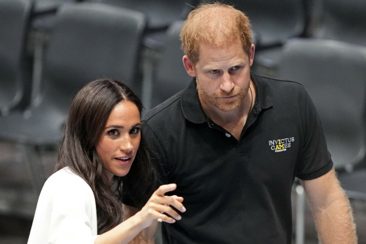 Meghan i Harry wyślą dzieci do luksusowej szkoły w Wielkiej Brytanii. Basen i centrum fitness to początek