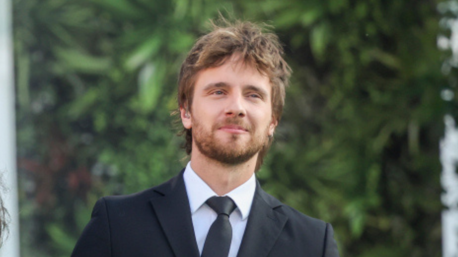 Maciej Musiał przekazał radosne wieści. Aktor zalał się łzami. "Trzymajcie kciuki"