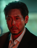 Ten thriller na Netfliksie wciąga od pierwszego odcinka. Pisarz spotyka swojego sobowtóra, który kradnie mu tożsamość