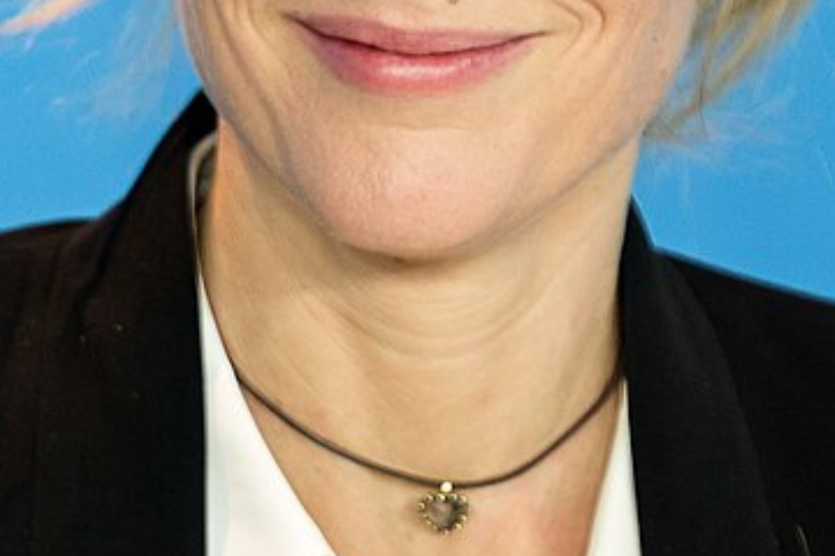 Gillian Anderson