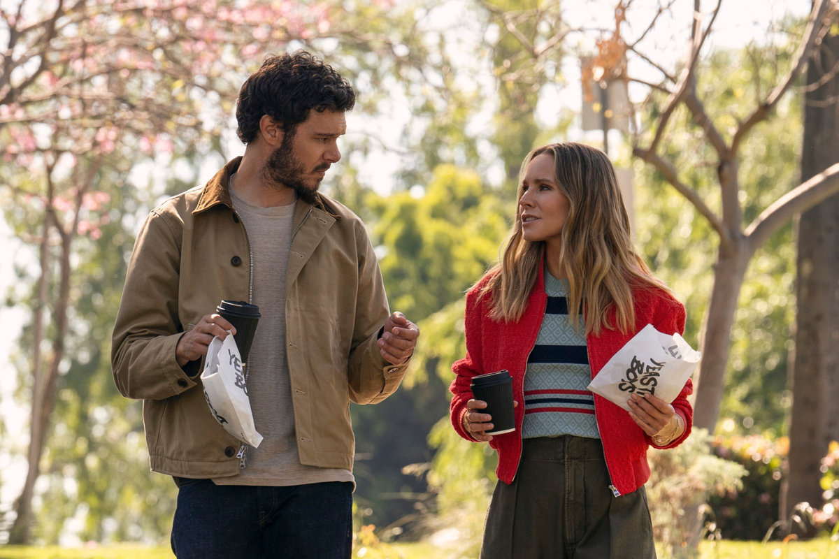 Rabin zakochuje się w niereligijnej podcasterce. Ta komedia romantyczna na Netfliksie podbiła serca widzów