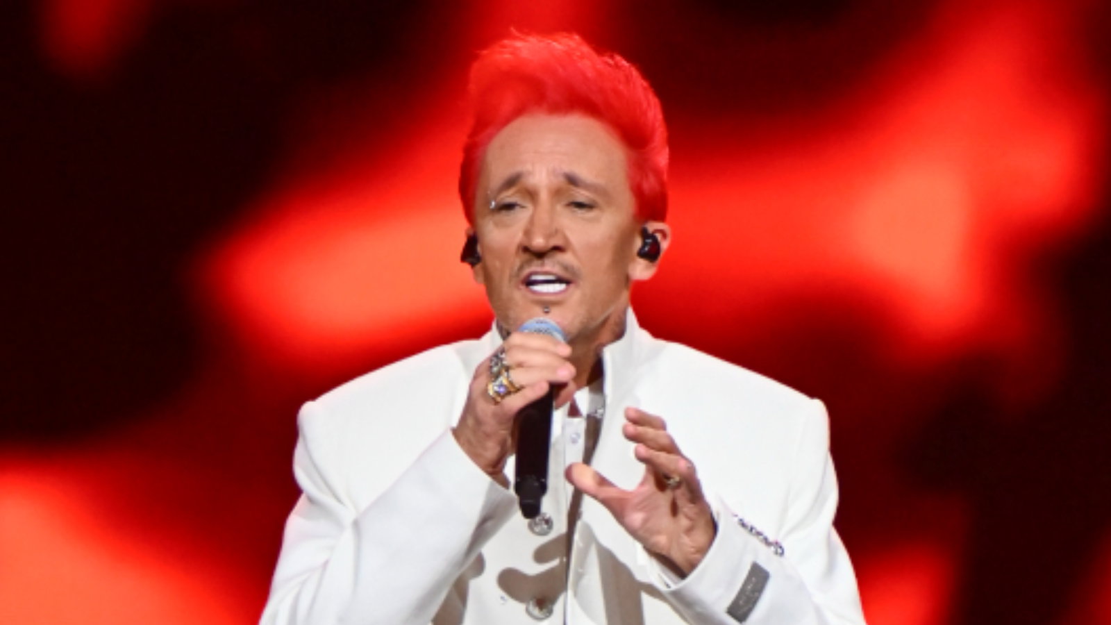 Ledwie wrócił do Mandaryny, a teraz to! Potwierdziło się ws. Wiśniewskiego
