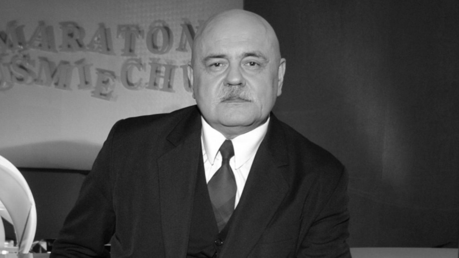 Nie żyje uwielbiany kabareciarz. Polacy kochali jego poczucie humoru