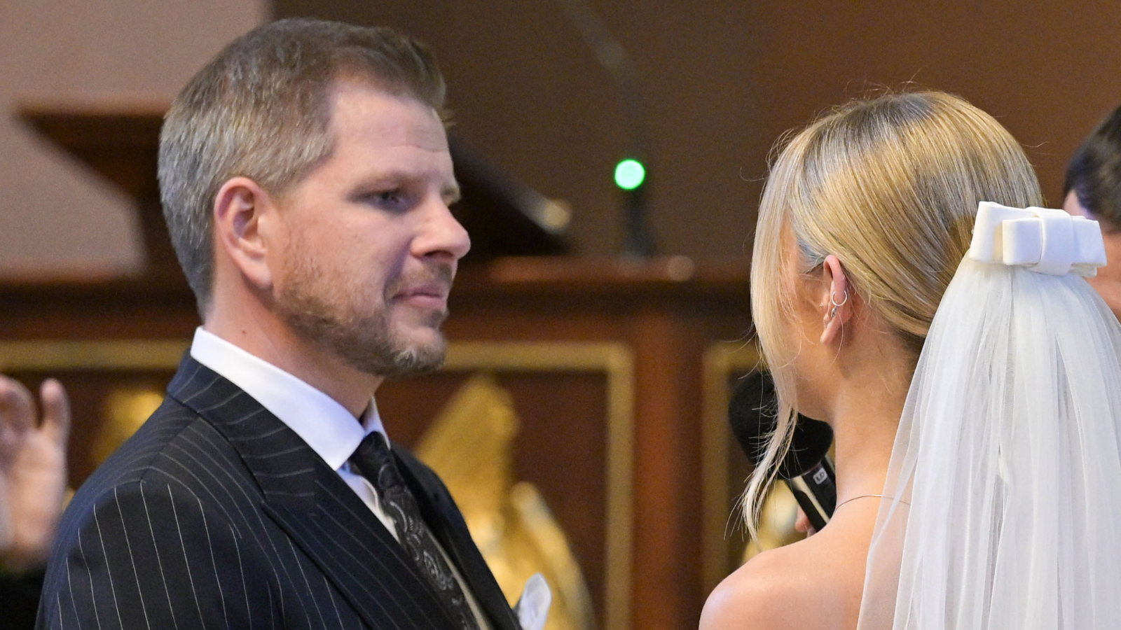 20-letnia żona Chajzera nie wiedziała, czym się zajmuje. Myślała, że jest... doktorem