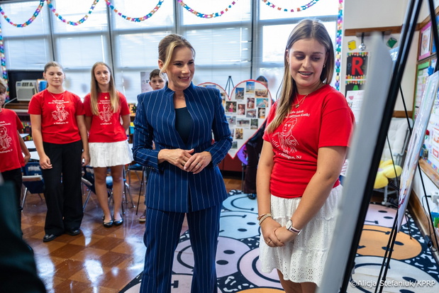 Marta Nawrocka w polskiej szkole w USA