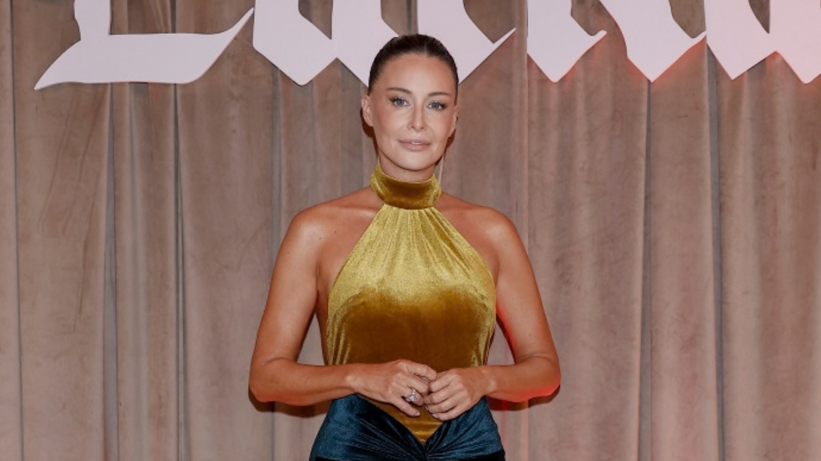 Małgorzata Rozenek-Majdan zachwyciła na premierze "Lalki". Spójrzcie na ten dół kreacji!