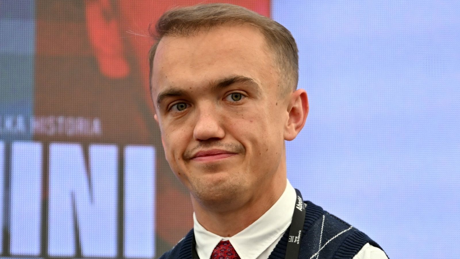 Mini Majk już tak nie wygląda. Pokazał nowe zęby, a w sieci wrze