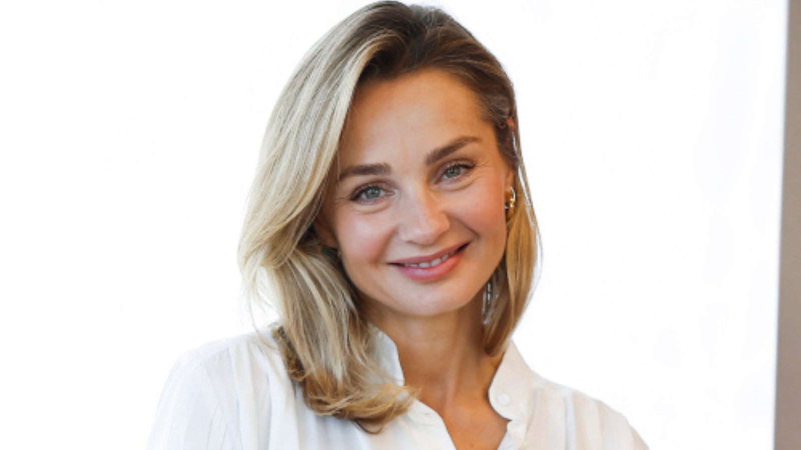 Małgorzata Socha stawia na francuski szyk jesienią 2026. Jej "pantalons cigarette" robią furorę