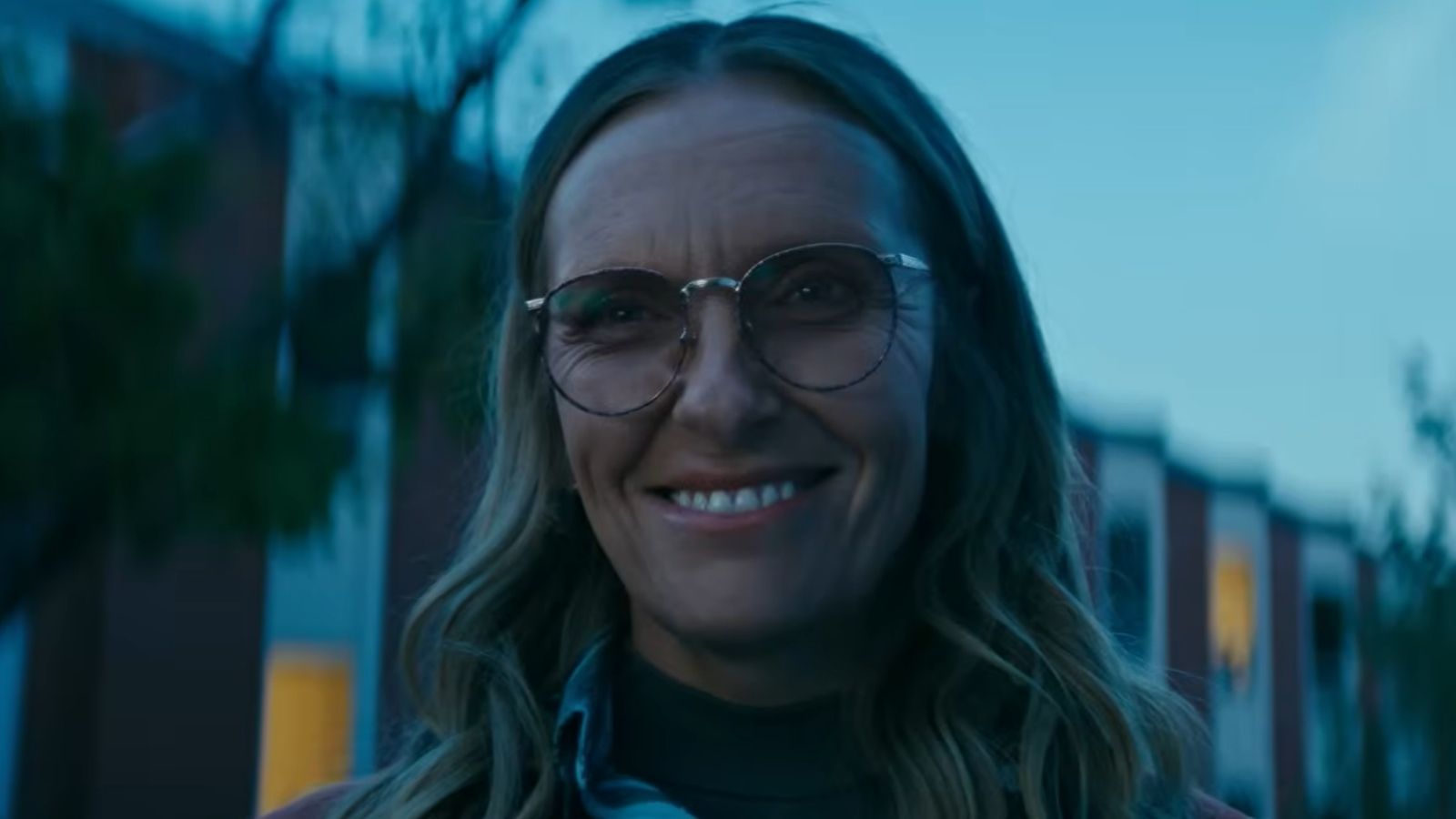 Mroczne "small town mystery" na Netflix. Za murami tej szkoły dzieje się coś bardzo niepokojącego