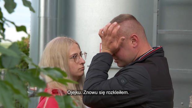 Mariusz ociera łzy po odesłaniu Patrycji do domu w Rolnik szuka żony