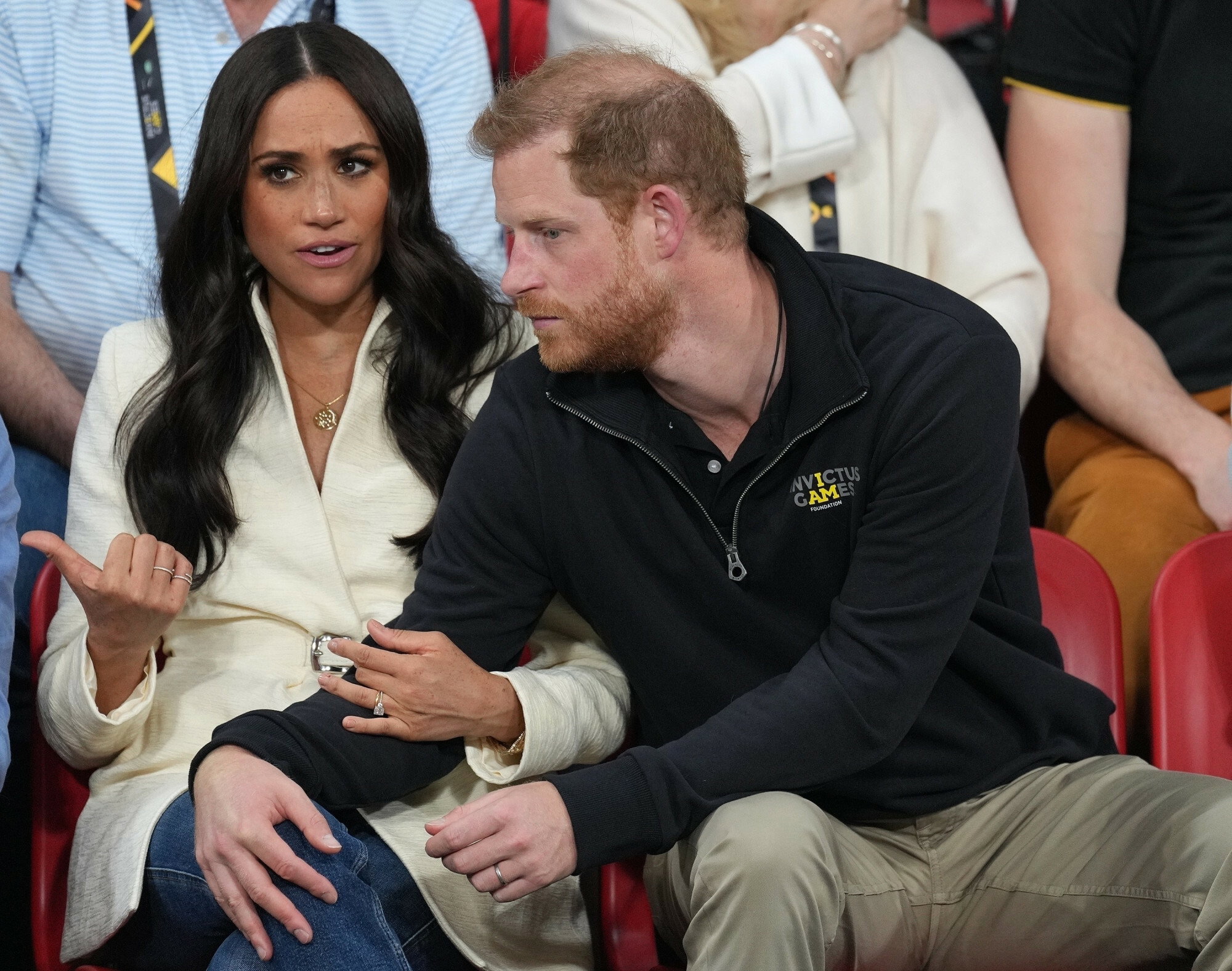 Meghan Markle i Harry pod specjalną ochroną. Personel ma milczeć