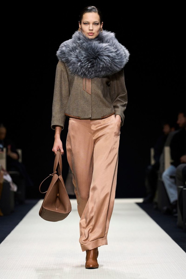 Pokaz Giorgio Armani