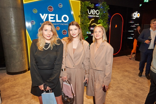 Od lewej: Karolina Jądrzyk – AGENCJA PR, Celina Sobków NAREE, Katarzyna Dobrzyńska BURDA / fot. Adrian Stykowski.