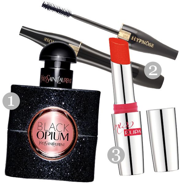 1. woda perfumowana Black Opium YSL, cena 279 zł za 30 ml, 2. tusz do rzęs Hypnose Volume Lancome, cena 145 zł, 3. szminka PUPA, cena 62,90 zł