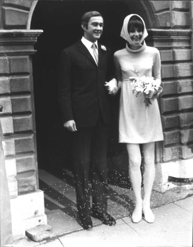 Audrey Hepburn w sukience Huberta de Givenchy