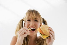 kobieta, hamburger, jedzenie