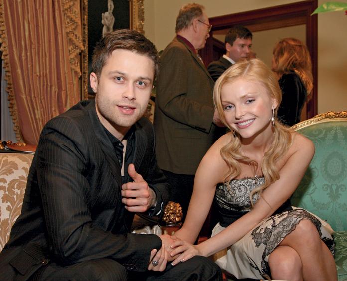 Iza Miko, Maciej Zakościelny