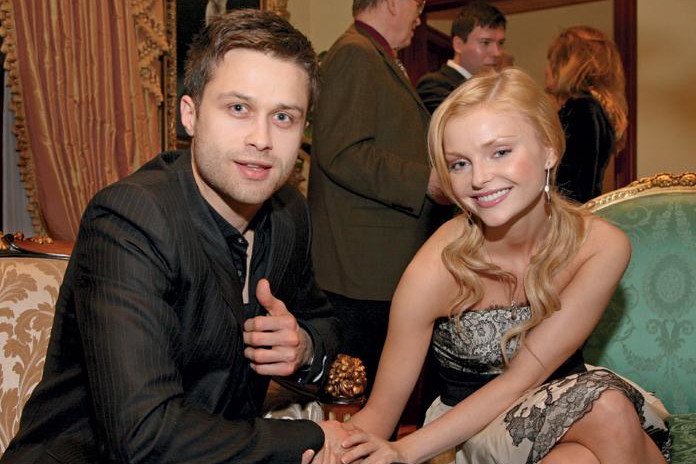 Iza Miko, Maciej Zakościelny