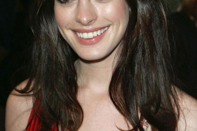 Anne Hathaway