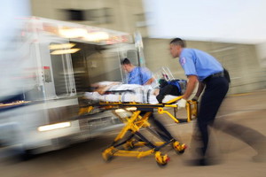 udar mózgu, karetka, ambulans, udar