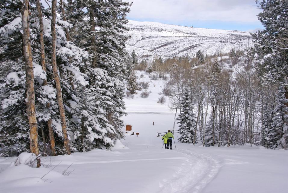 Aspen, podróże