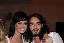 Katy Perry, Russell Brand i ich skromna prośba