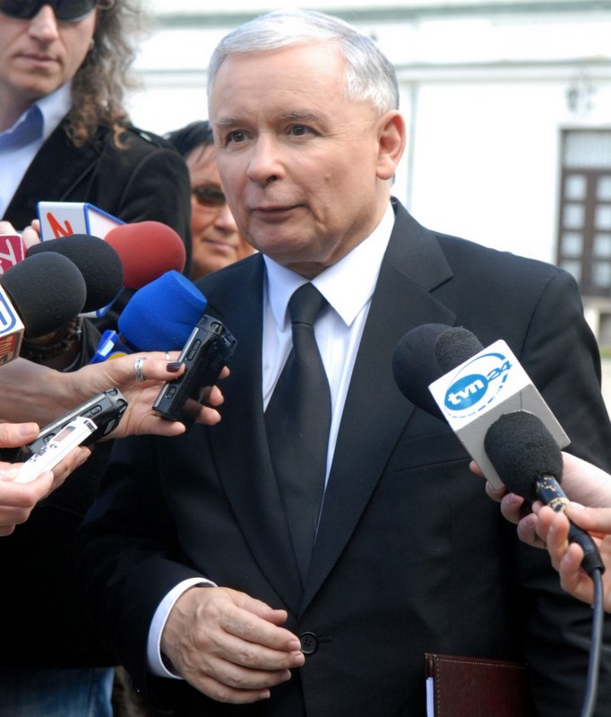 Prezes idzie do mediów