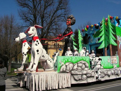 Karnawał prosto z Włoch