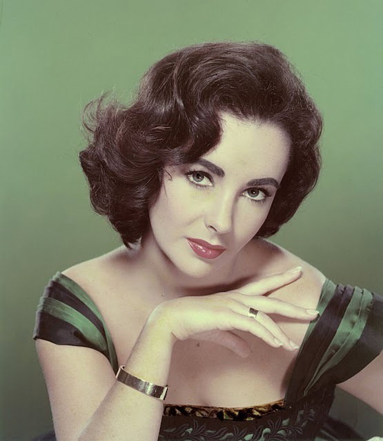Lekcja urody z Elizabeth Taylor