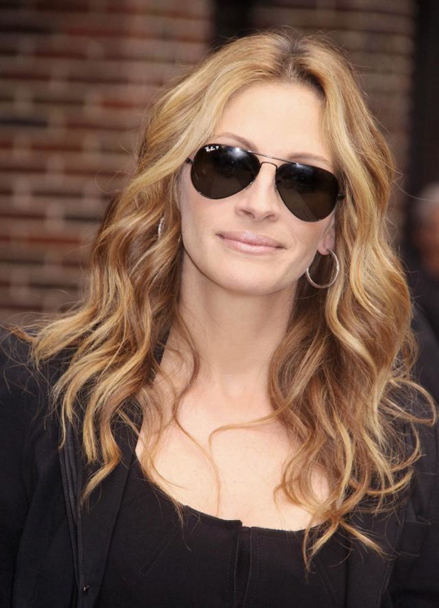 ALLONS653080Julia-Roberts-54ec9f3